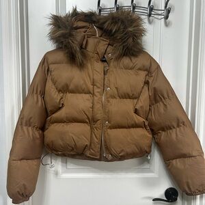 Boohoo M Tan Puffer Jacket Faux Fur Trim hooded hood coat 8 women’s cropped